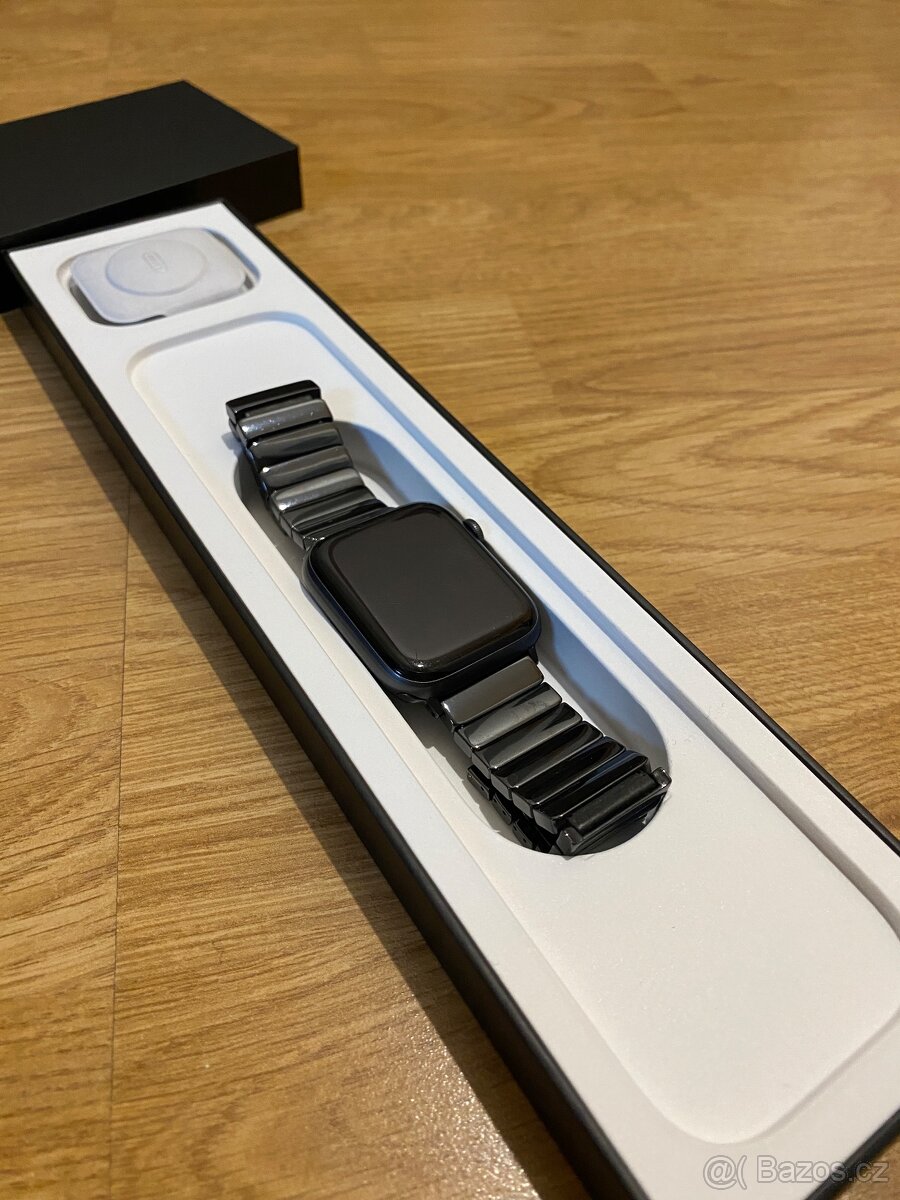 Apple Watch Nike Series 6, 44mm