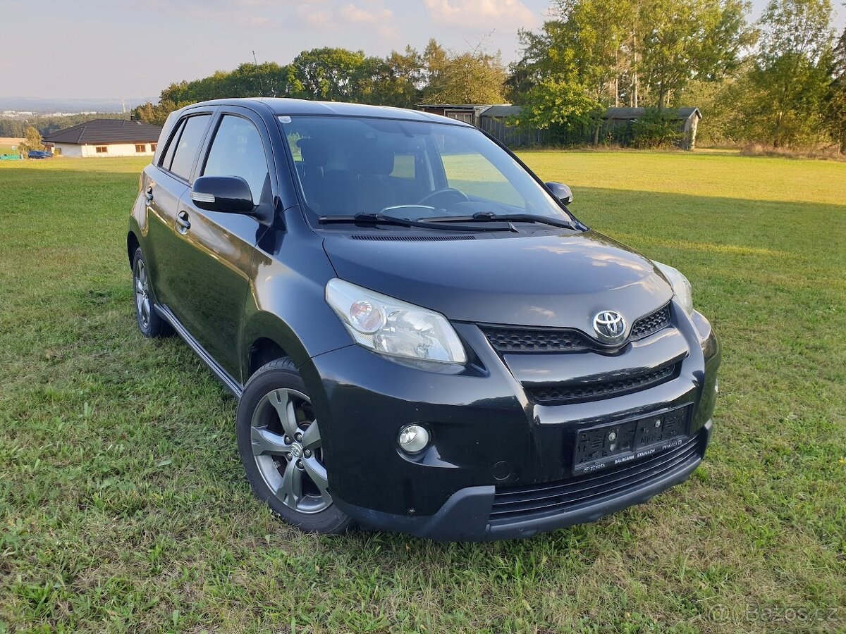 Toyota Urban Cruiser 1.3VVTi 2011