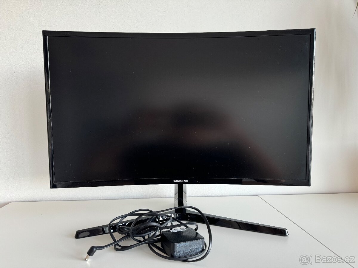 Monitor Samsung LC27F396FHRXEN