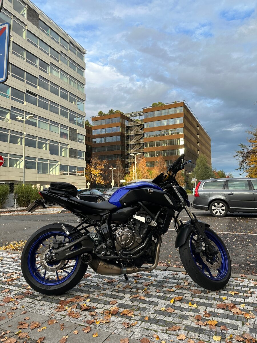 Yamaha MT07 2018 54kw akrapovic