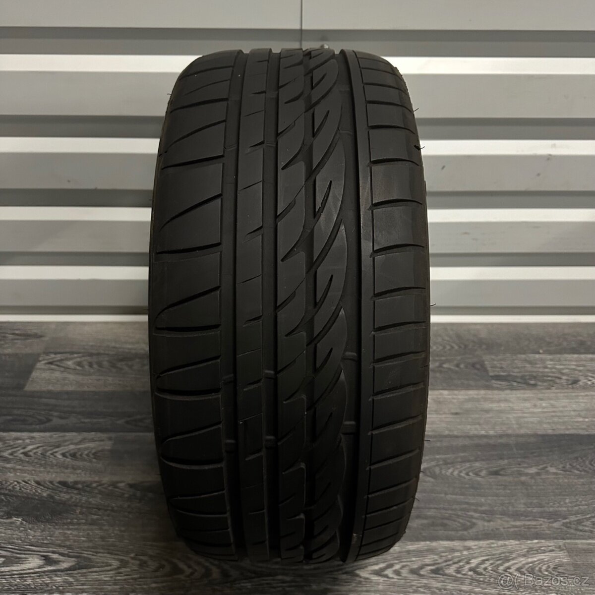 1ks pneu 235/35/19 FIRESTONE