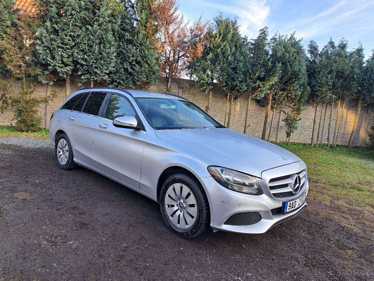 Mercedes C 180CDi 85kw 2016,Cebia,na opravu.