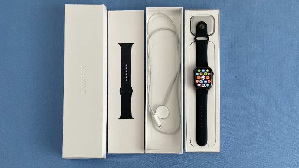 Apple Watch Series 7 45mm Cellular Grafitový nerez