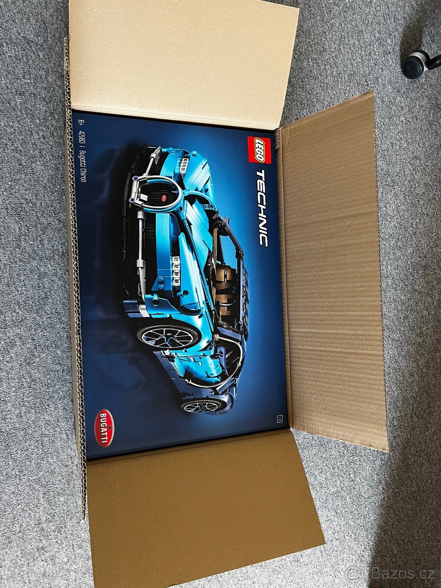 LEGO® Technic 42083 Bugatti Chiron