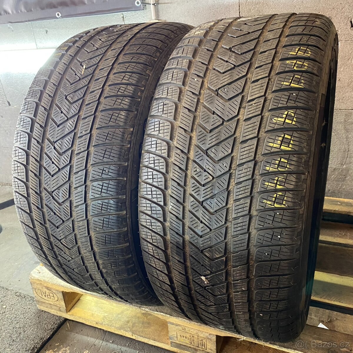 Zimní pneu 315/40 R21 115V Pirelli 5mm