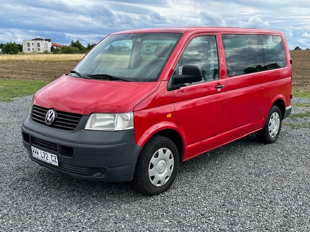 Volkswagen Transporter T5 2.5 TDi 96kw tažné 2500 kg webasto