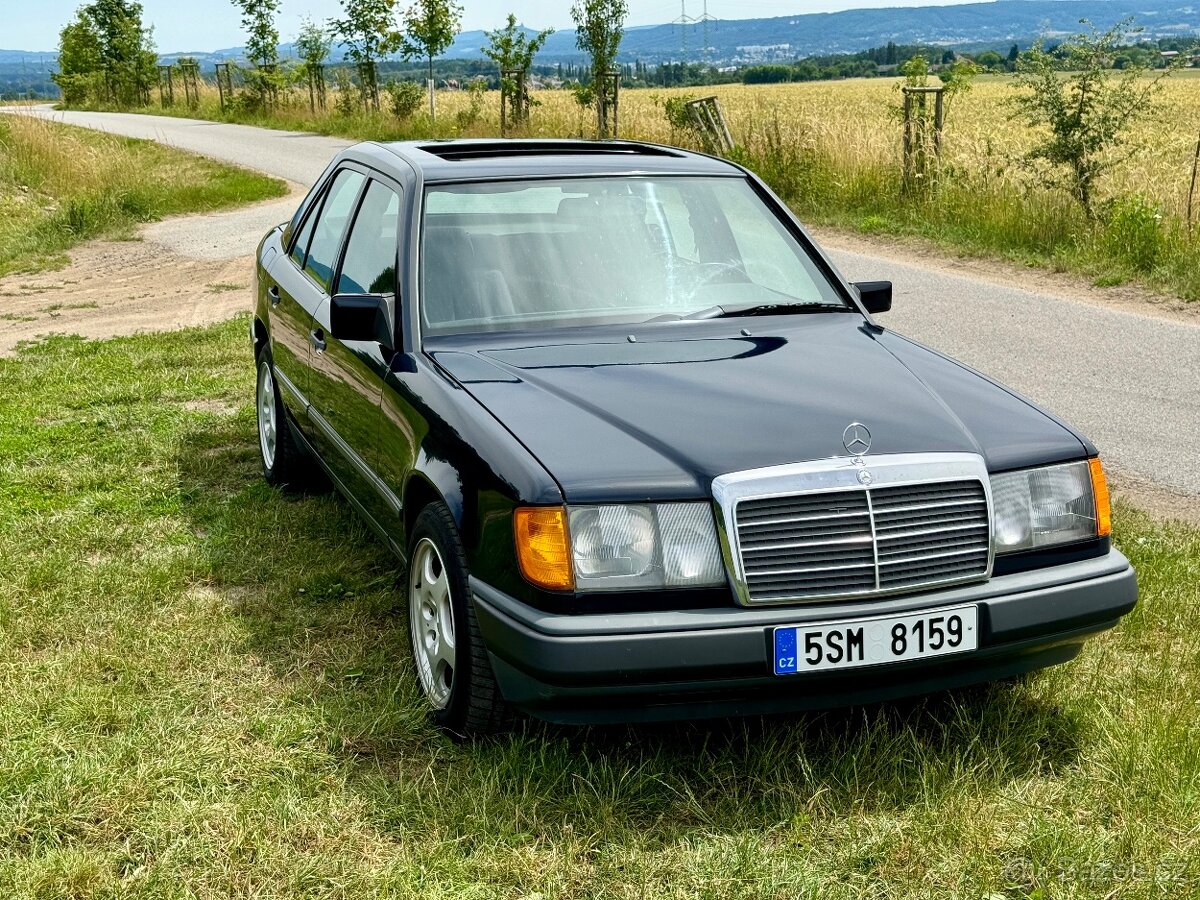 Mercedes benz w124 230e