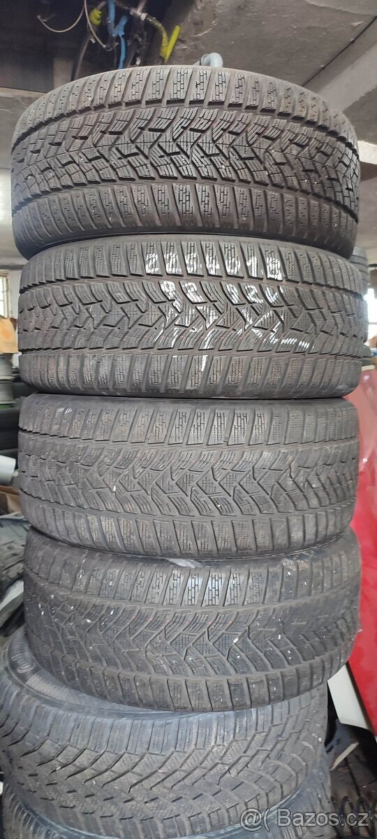 Zimni 225/40 R18 92V XL