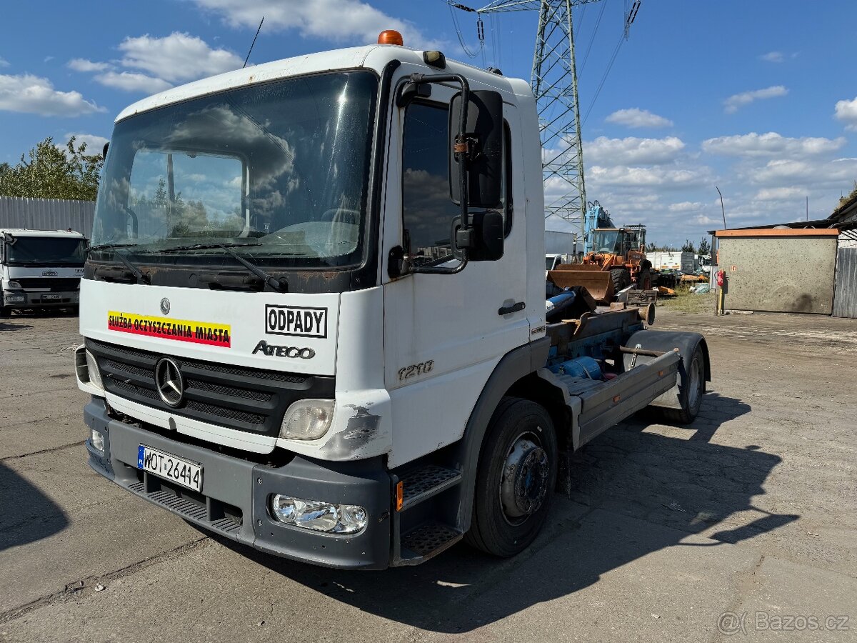 Mercedes Benz ATEGO 1218/ 2007/ hákový nosič