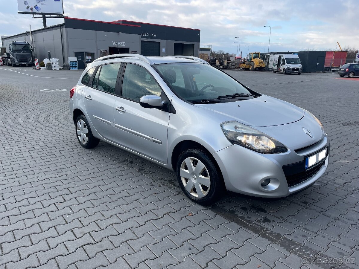 Renault Clio Kombi 1.2i, ELEGANCE, klima, tempomat-ZAMLUVENO