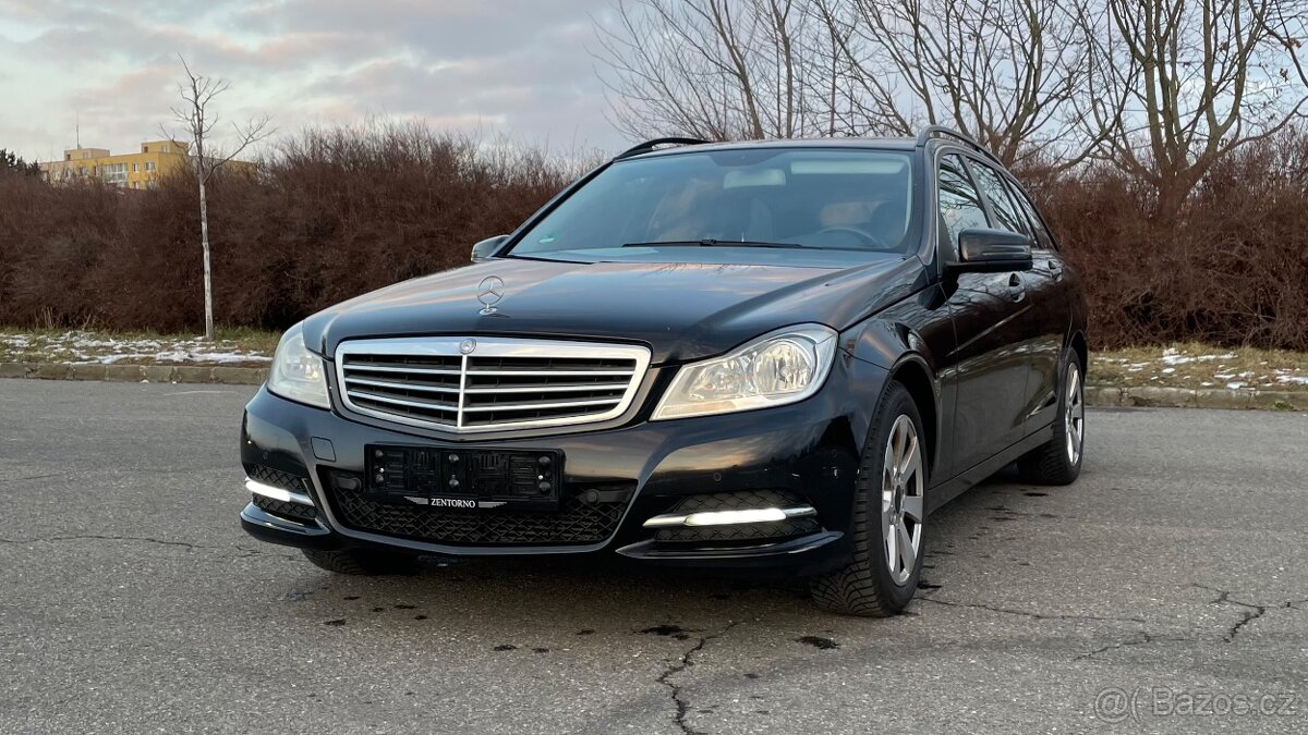 MERCEDES-BENZ C220CDi NAVIGACE WEBASTO