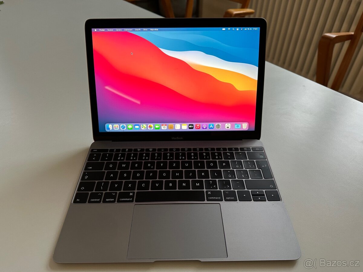 Prodám MacBook 12” 2017, 1,2 GHz / 256 GB / vesmírně šedý