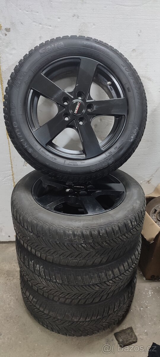 16" zimni sada alu Nissan Juke s cidly TMPS 205/60 R16