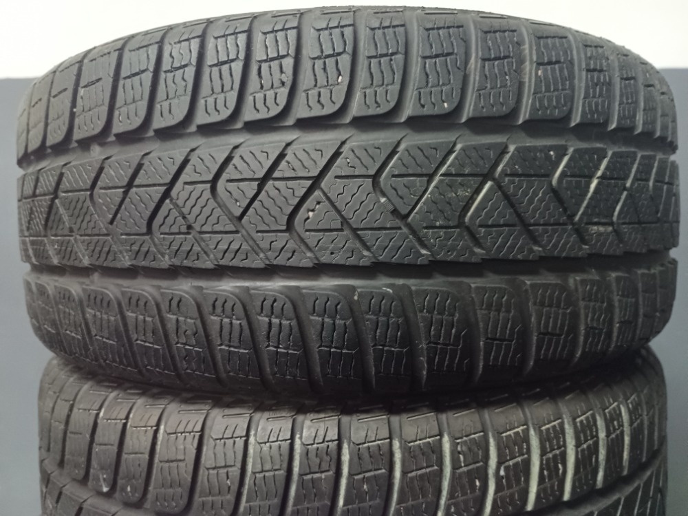 215/45 R16 PIRELLI (3317)