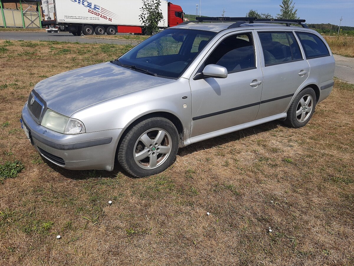 Škoda Octavia 1.9 TDI 81kw Kombi ///Na opravu///