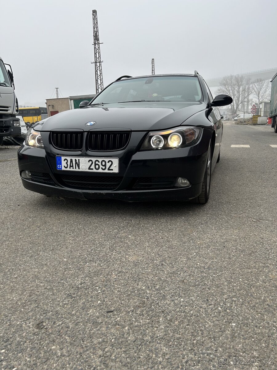 BMW E91 110 kw na náhradní dílu nebo celkem