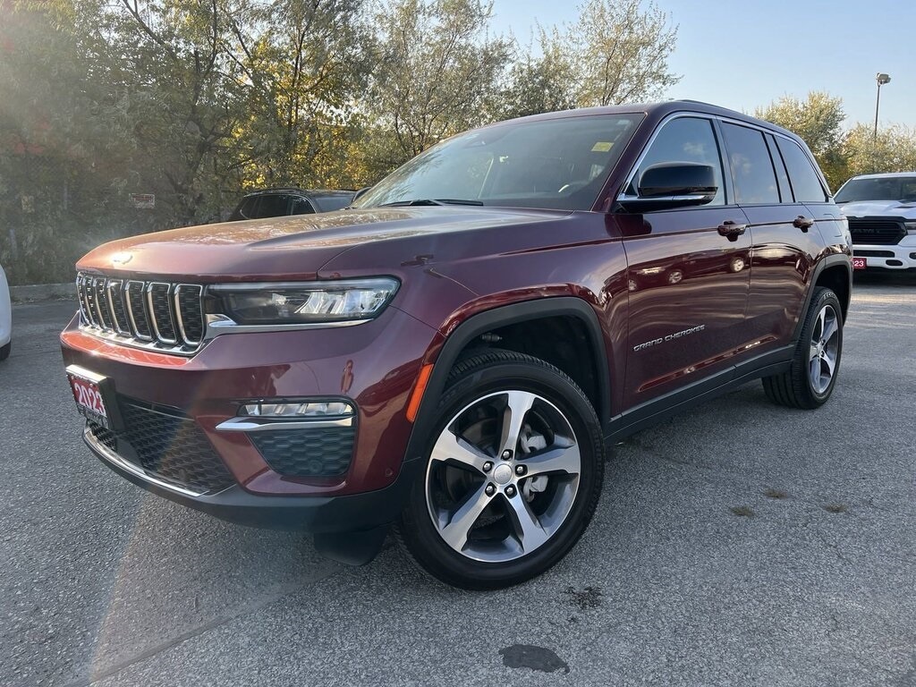 Jeep Grand Cherokee Limited 4x4 rok 2023