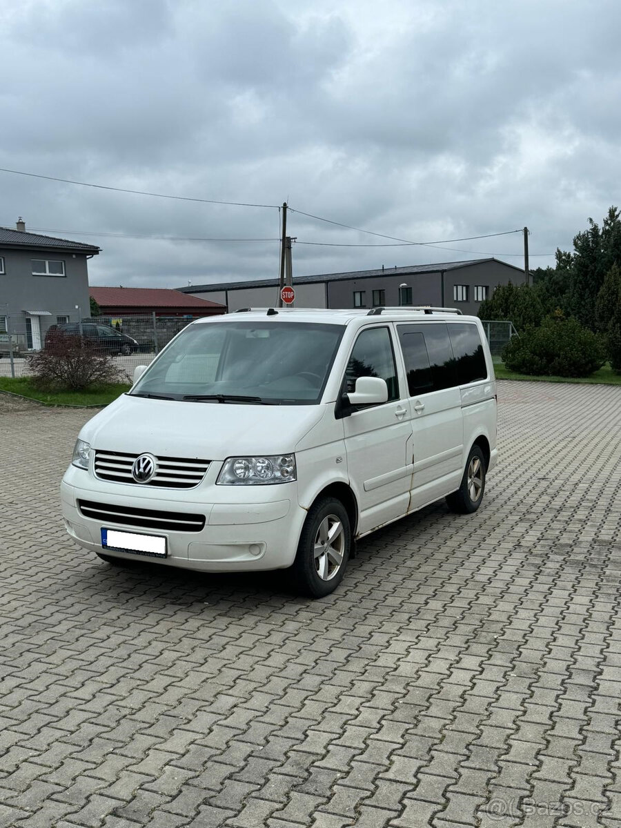 VOLKSWAGEN MULTIVAN 2.5TDi 96KW