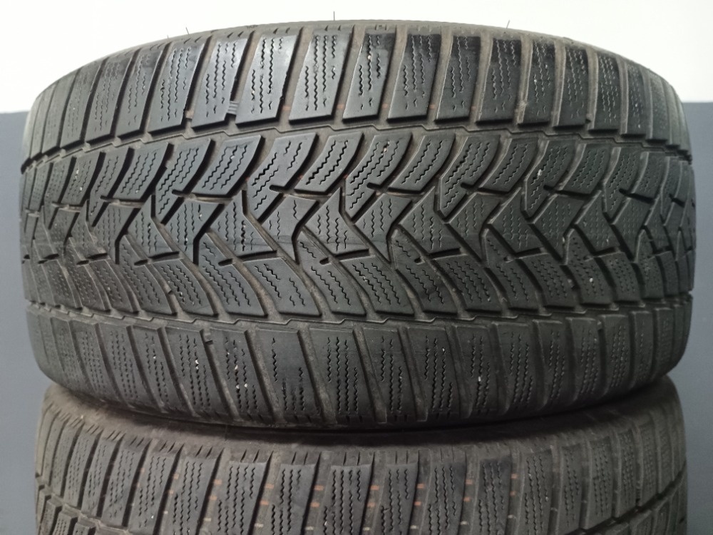 225/40 R18 DUNLOP (3717)