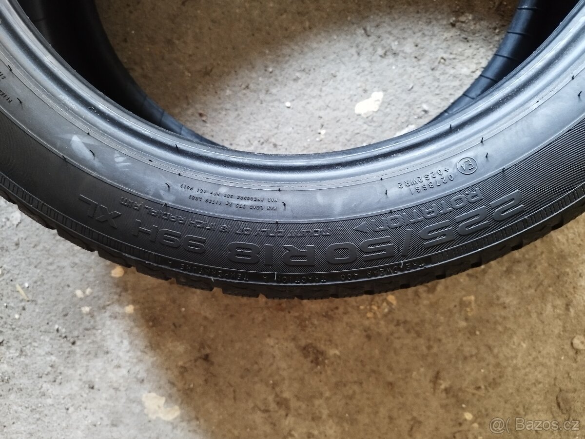 Prodám zimní pneumatiky NOKIAN 225/50 R18  99H XL