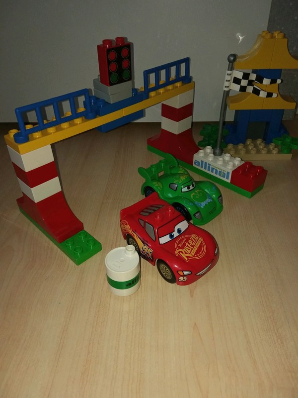 5819 Lego duplo - závod v Tokiu