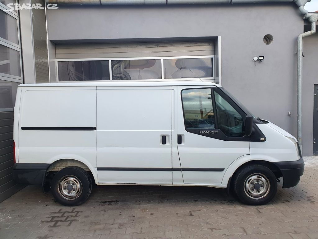 Ford transit 2.2 TDC 74KW 1majitel serviska od.DPH