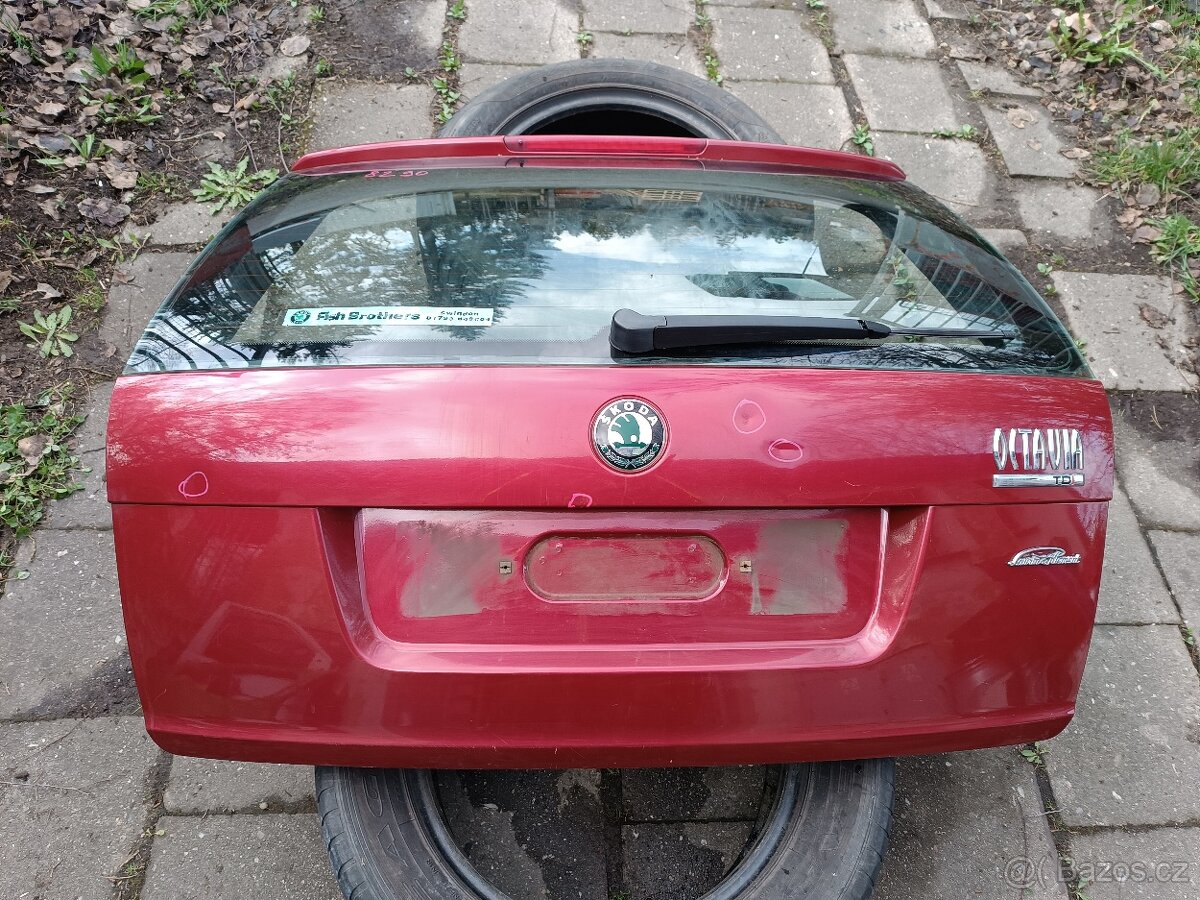 Skoda Octavia 2 combi facelift - dveře, viko kufru