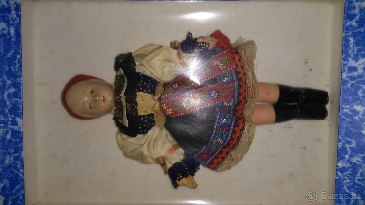 Stará panenka vhodná pro sběratele, výška cca 33cm