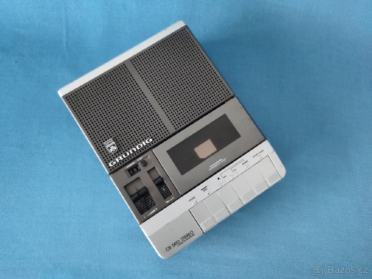 STEREO CASSETTE RECORDER GRUNDIG RC 590.