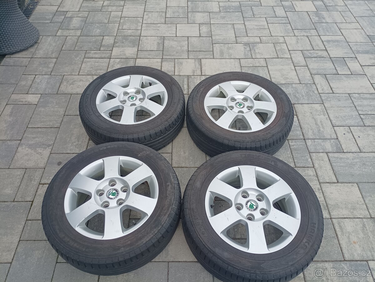 Škoda Octavia 2 -Sadu AL kol+pneu.5x112