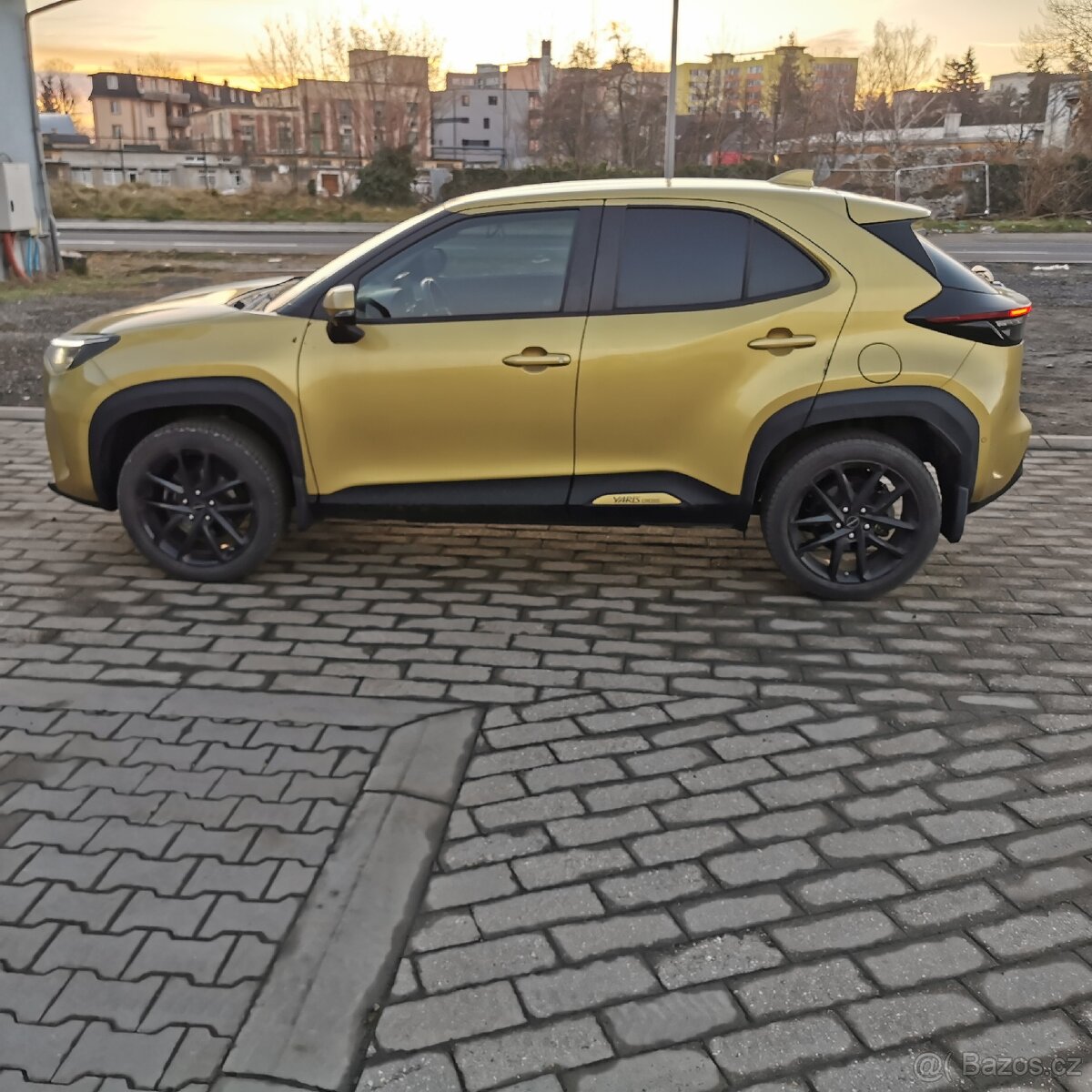 Toyota yaris cross 2022 4X4 hybrid