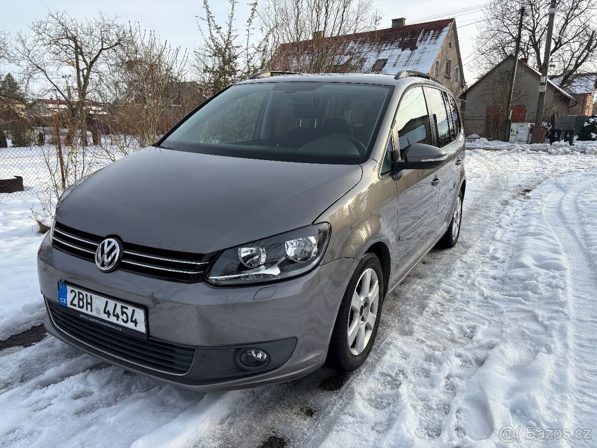 VW Touran 1.4TSI 103kW - r.v. 2011 - 7 míst - pojízdné