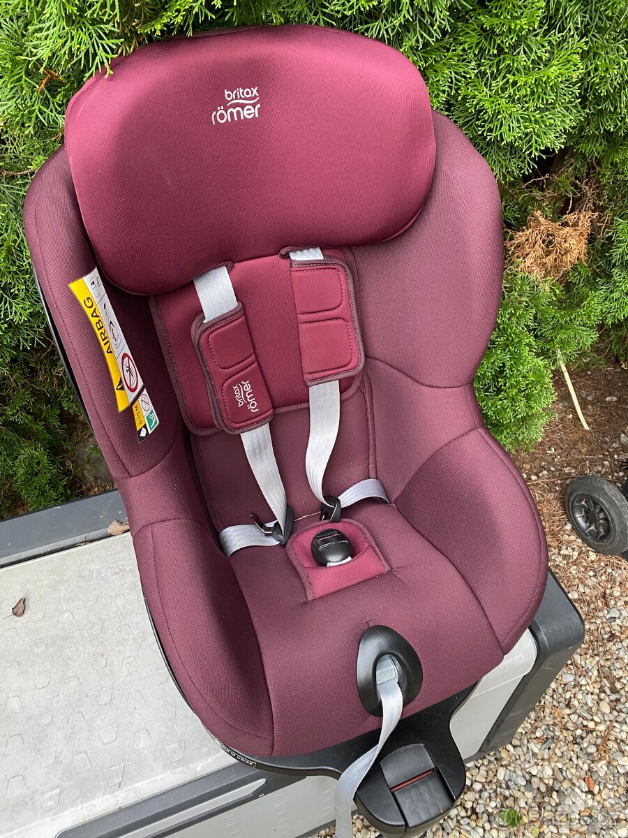 Britax Romer Dualfix M i-size