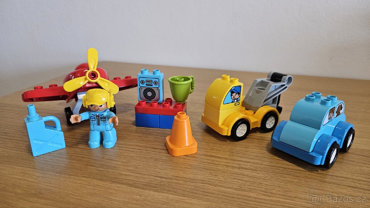 Lego Duplo Odtahovy vuz + Letadlo