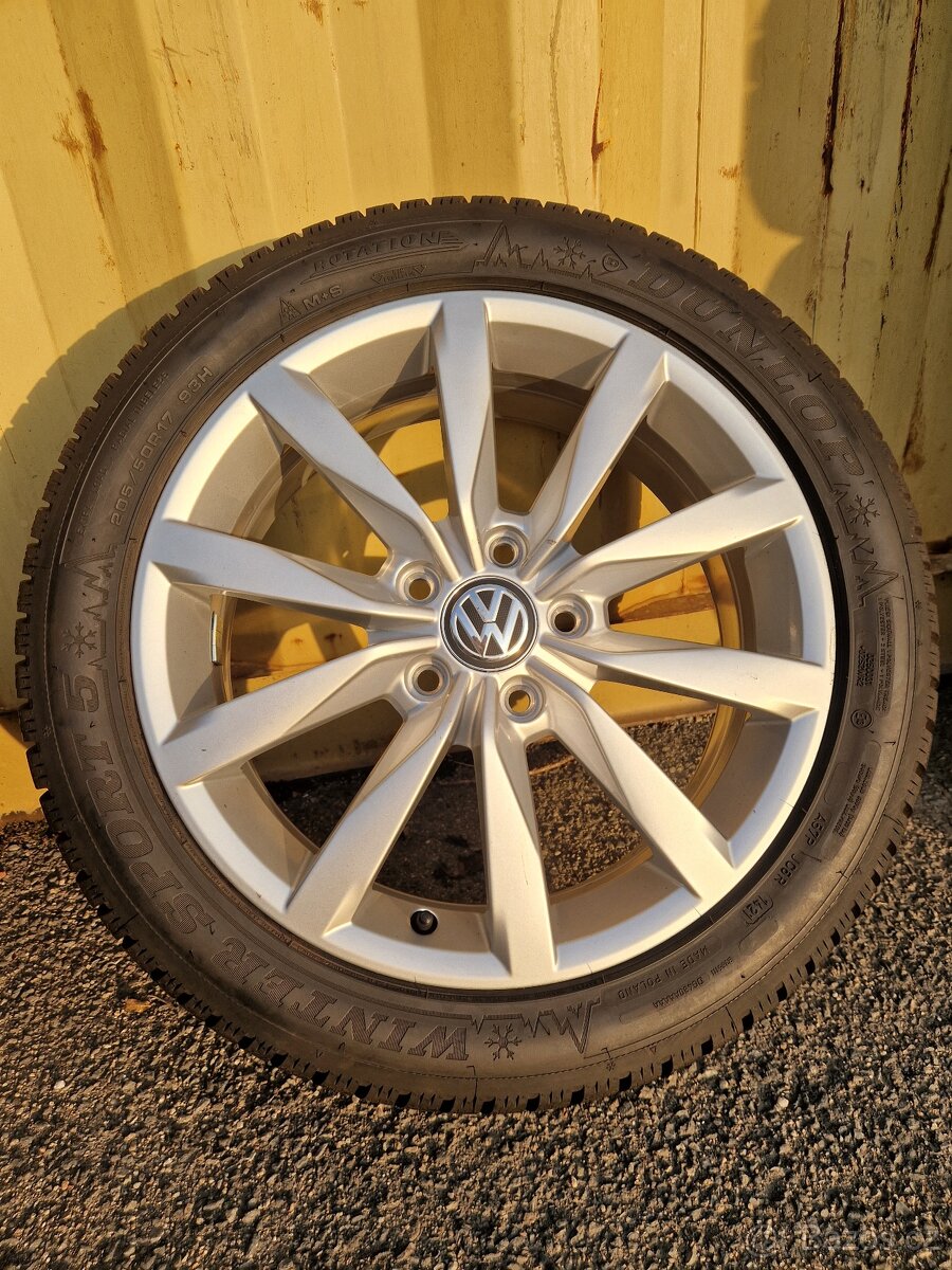 kola golf 7 5x112 r17 disky alu volkswagen dijon 17 205 50 D