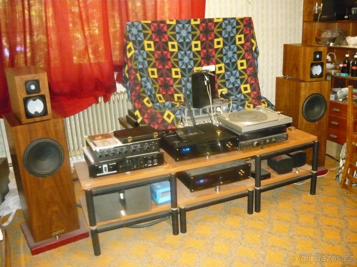 ELECTROCOMPANIET,bass ETON 28cm, JVC, AIWA,SONY, PAD,Alphard