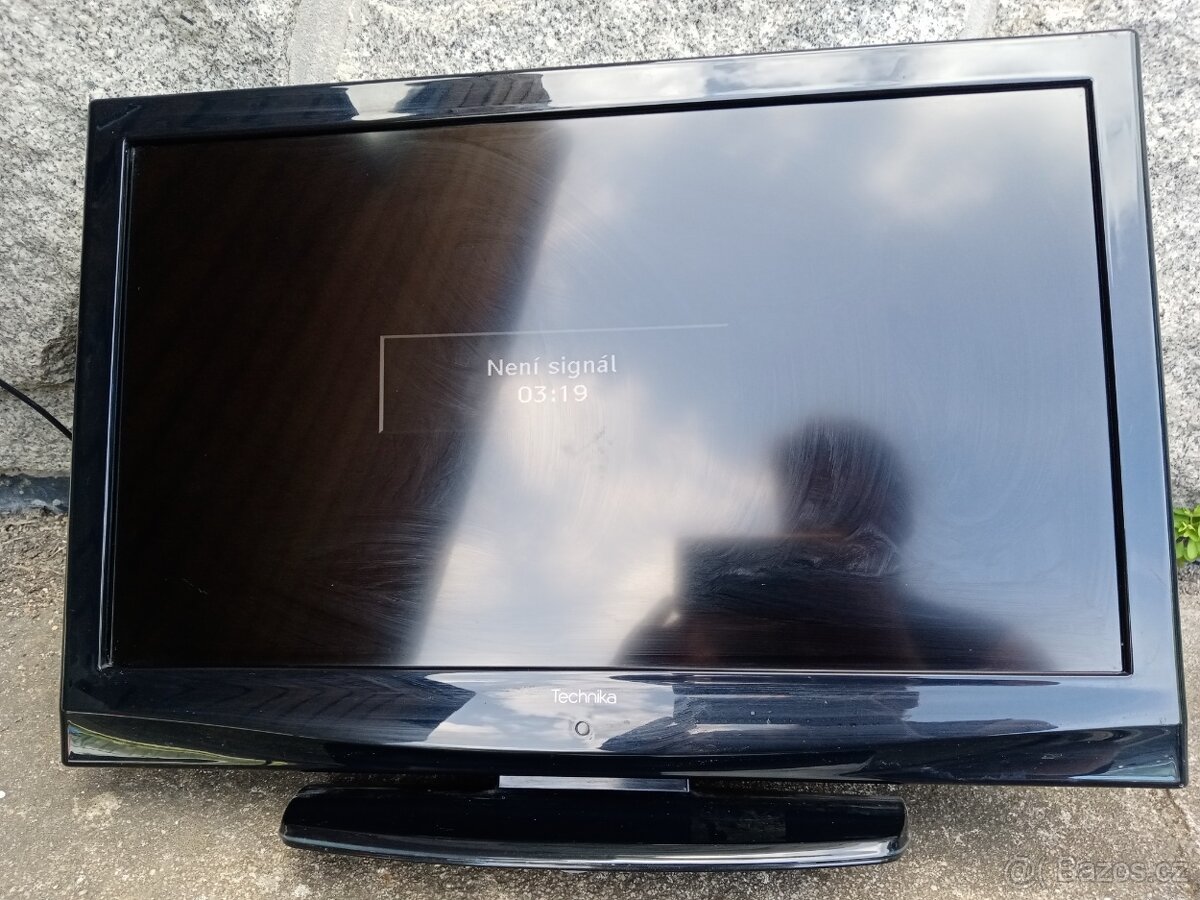 LCD tv Technika 22"