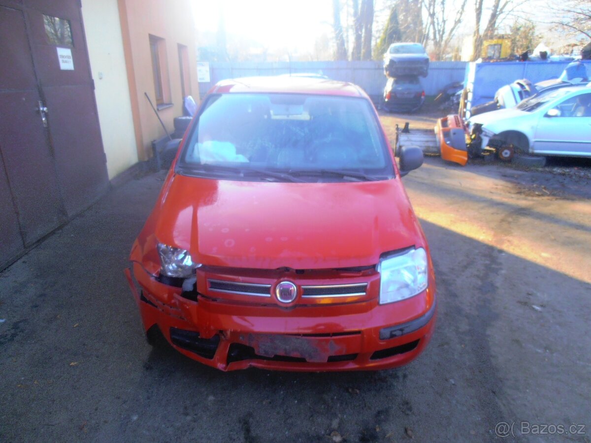 Fiat Panda 2011 1.2i 51 kw Veškeré ND