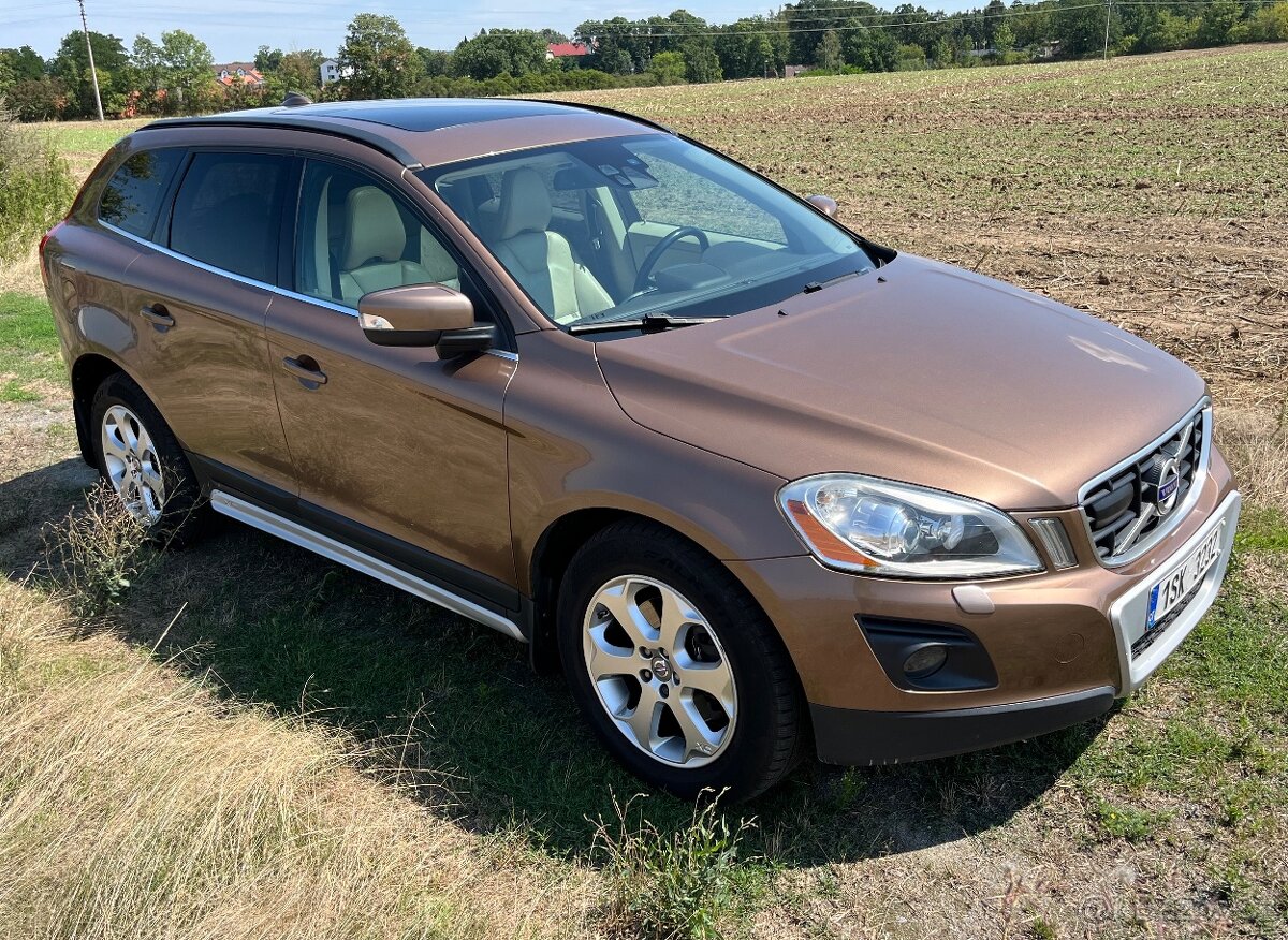 Volvo XC60 Automat 4x4 2008 D5 2,4D 136KW 328629KM