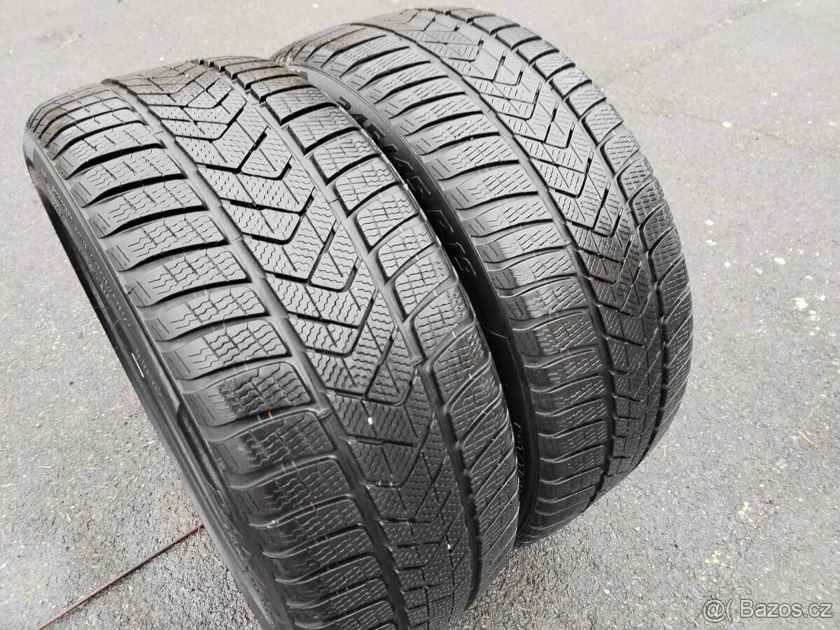 2x zimní Pirelli Sotozero 245/45 R19 102V