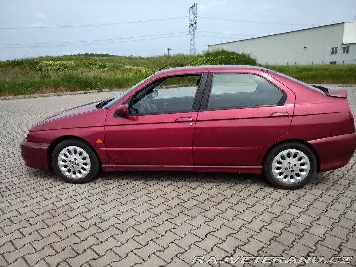 Alfa  Romeo  146 2.0Ti