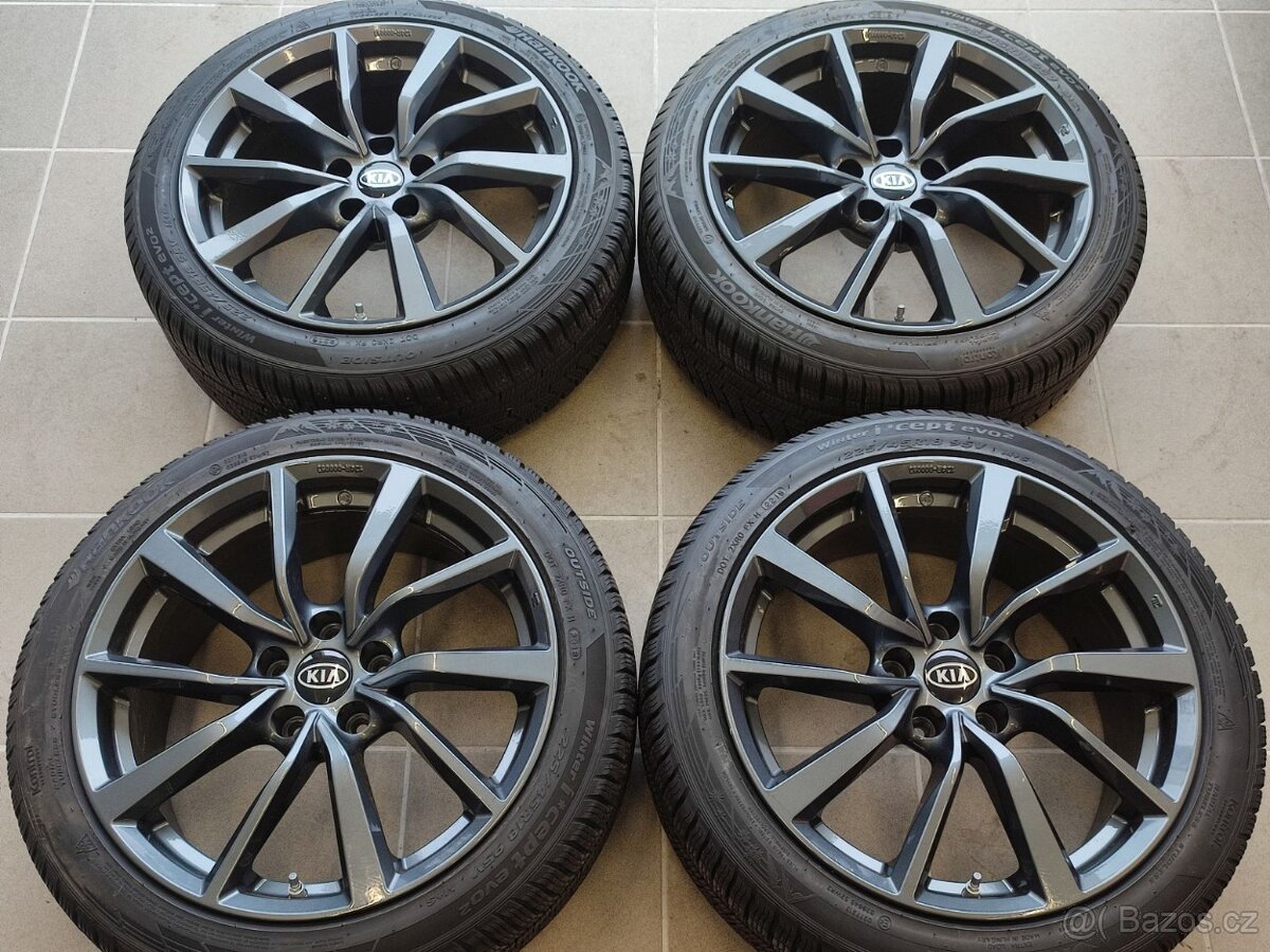 Krásná ALU kola KIA 18" 5x114,3 ET34 pneu 225/45/18 95V