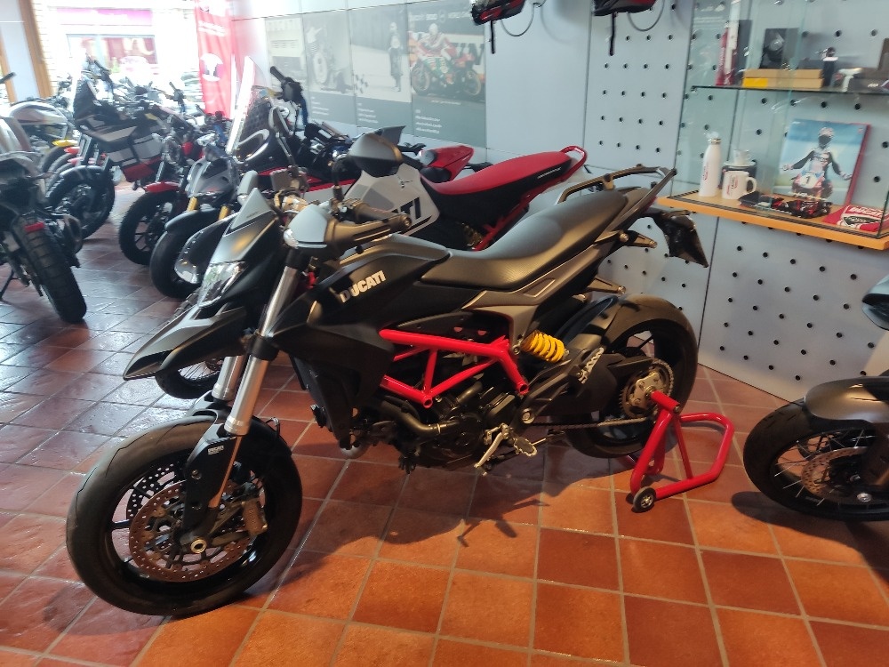 Ducati Hypermotard 821 (2014)