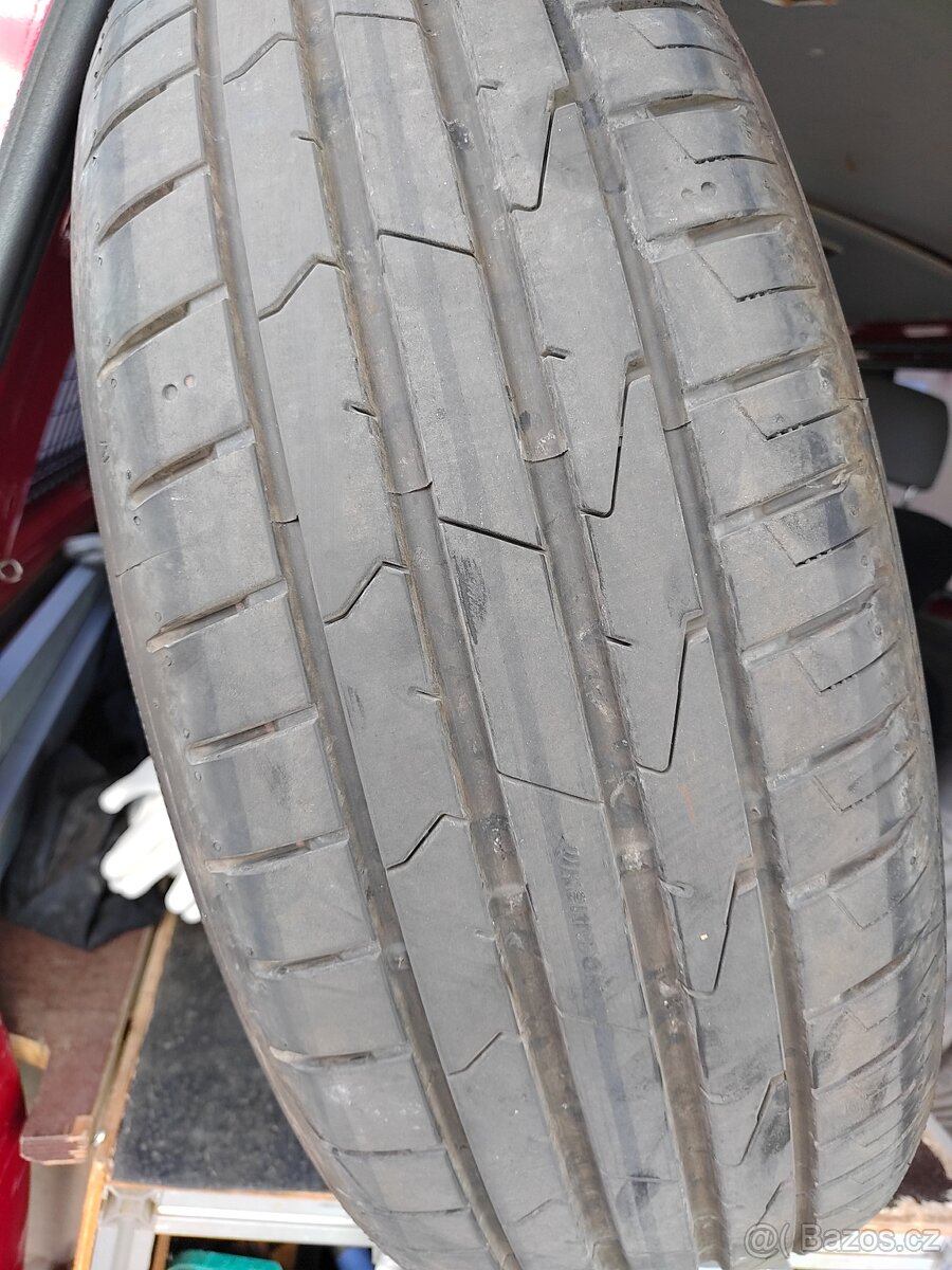 BMW Pneu Ventus Prime 3 205/60 R17