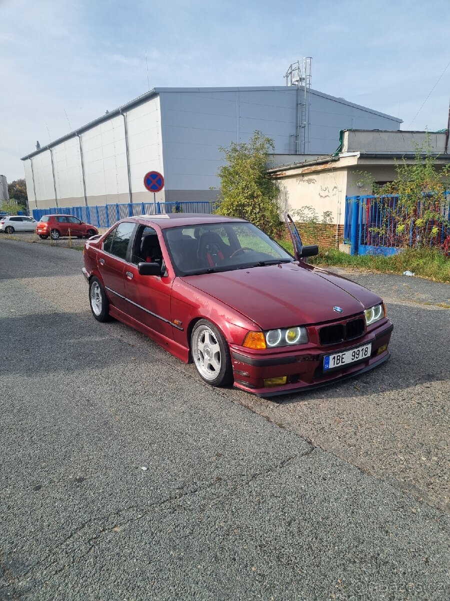 BMW e36 325 swap z318i