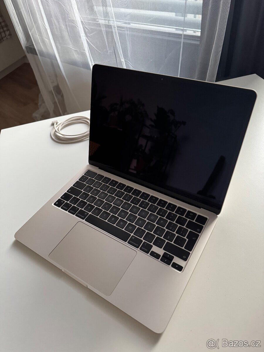 Apple MacBook Air - 13.6” M2 256GB 8GB