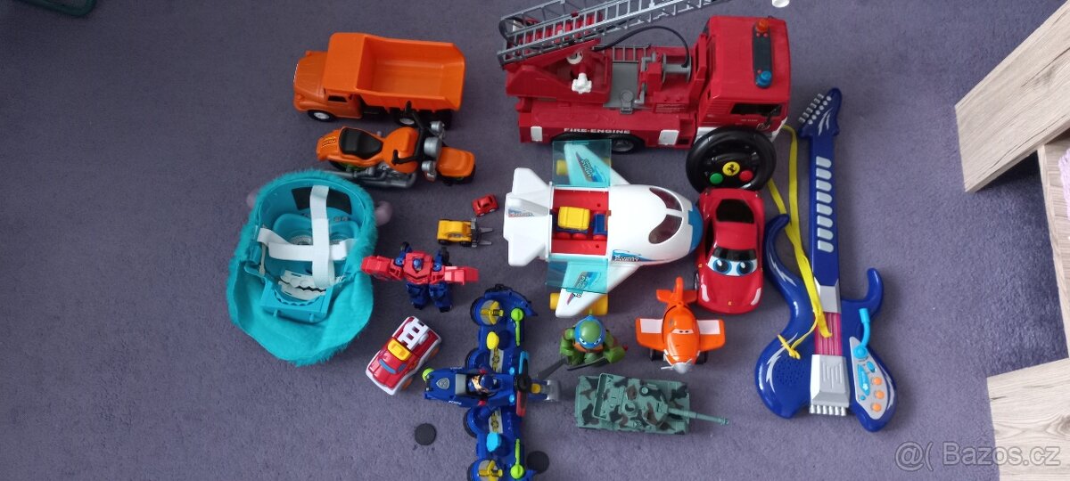 TL.PATROLA,NINJA TURTLES,TRANSFORMERS,HASIČSKÉ AUTO,KYTARA