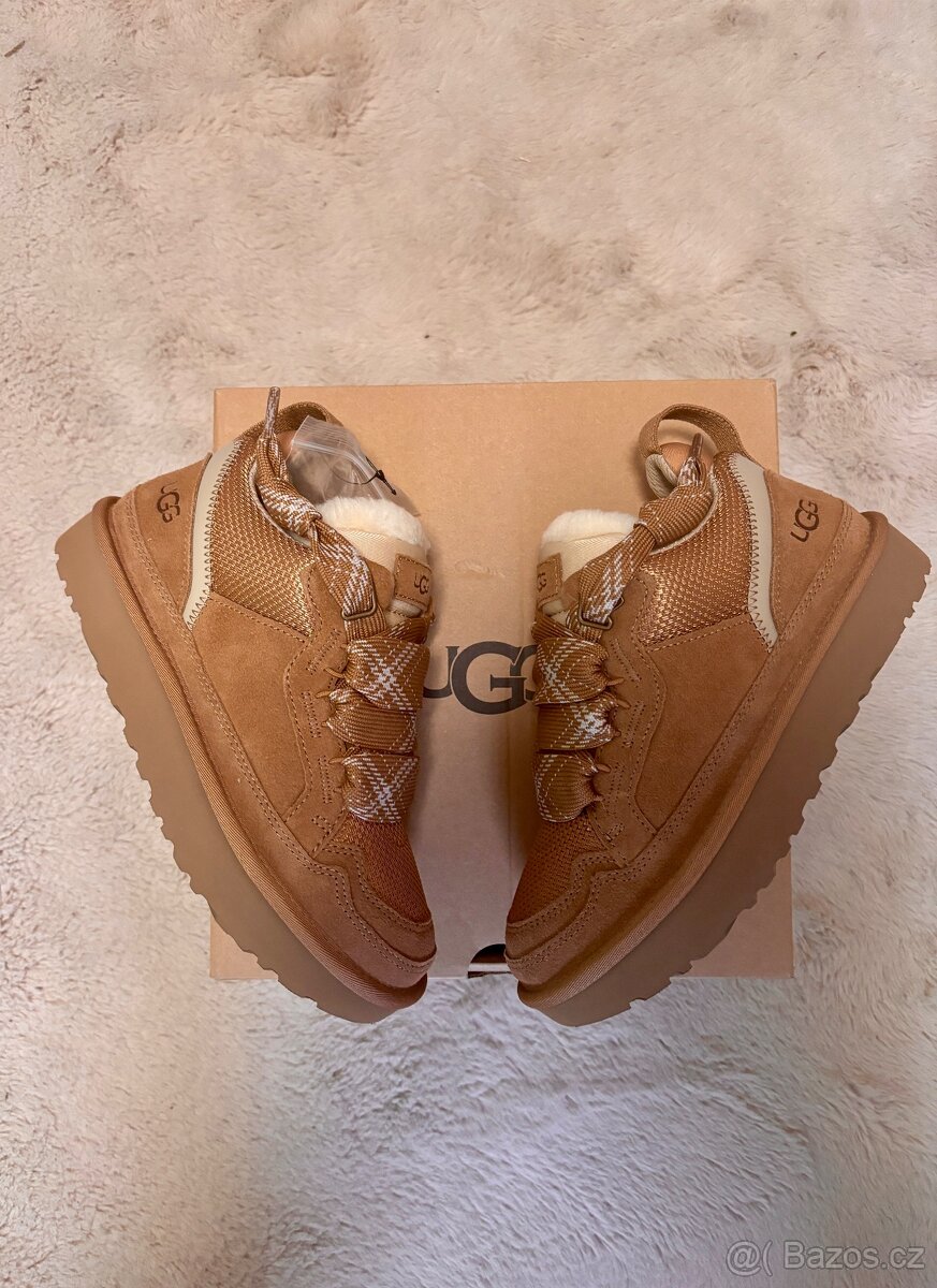 UGG Lowmel Chestnut