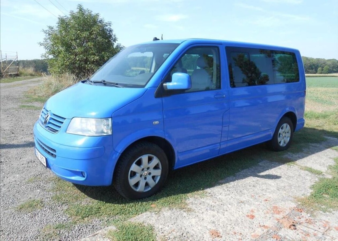 Volkswagen Caravelle 2,5 TDI 128KW 4Motion nafta manuál