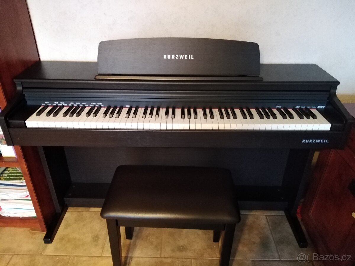 Digitální piano Kurzweil M100